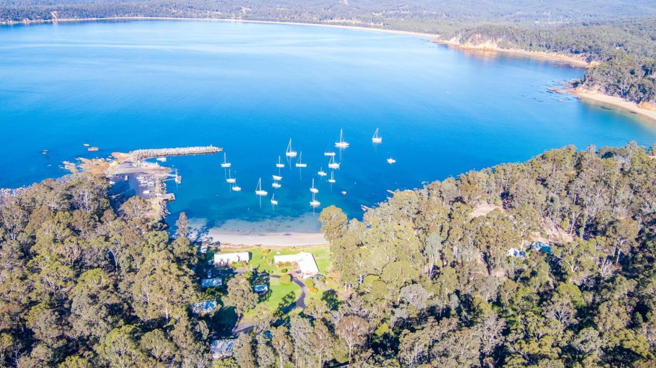 Quarantine Bay Beach Cottages Eden Eksteriør billede